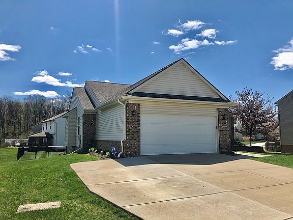 2nd image of 4236 Cloverlane Dr