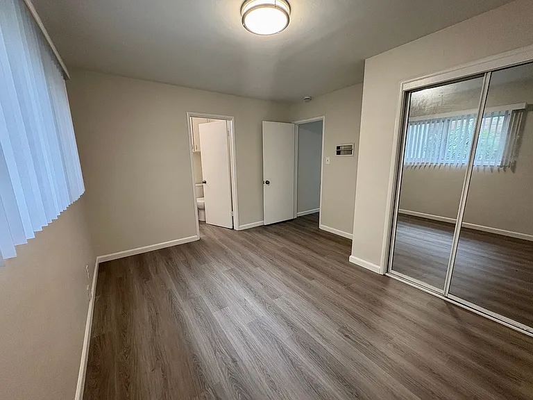 1001 Madera Ave — Photo 8