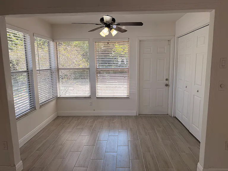 2140 Corbin Pl #B — Photo 7