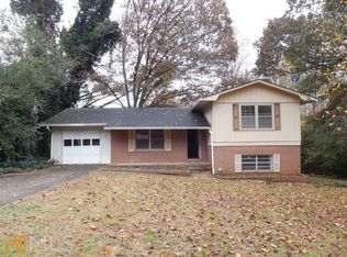 3382 Apache Cir, Oakwood, GA 30566