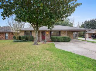 15106 Ridgewood Ave, Prairieville, LA 70769
