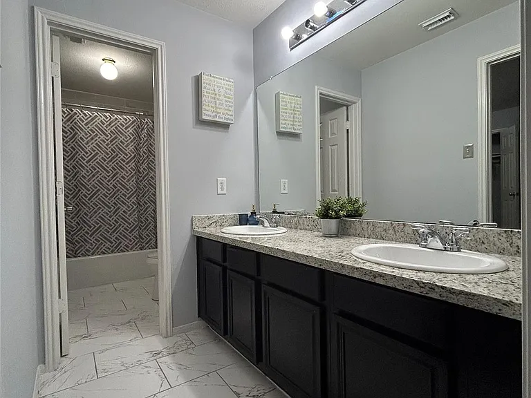 23126 Waterlake Dr — Photo 12