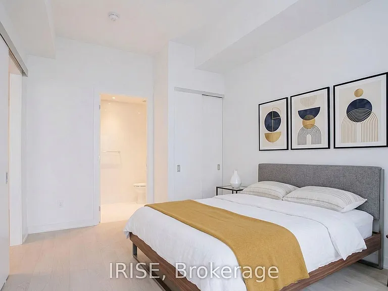 11 Yorkville Ave #5001 — Photo 10