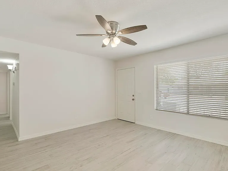3316 E Helena Dr — Photo 15