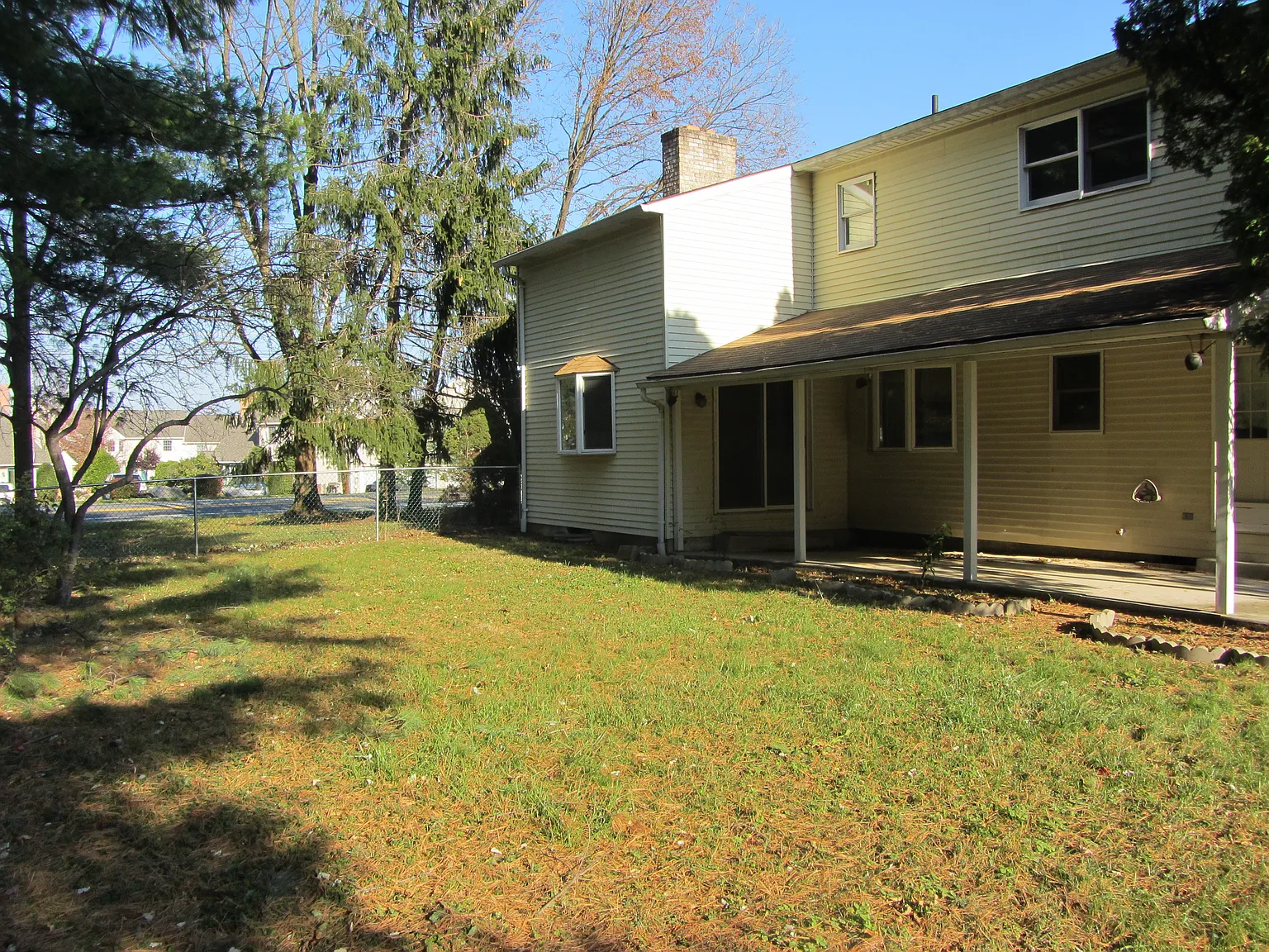 1502 Singer Rd photo 1