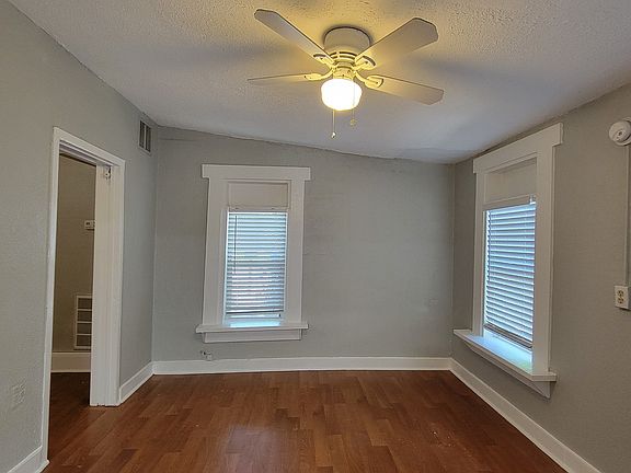 2nd image of 230 7th Ave N APT 1