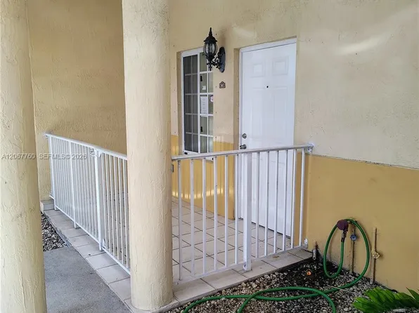 6990 NW 179th St APT 101-2, Hialeah, FL 33015