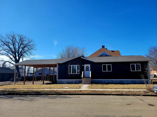 22 8th Ave SE, Aberdeen City, SD 57401