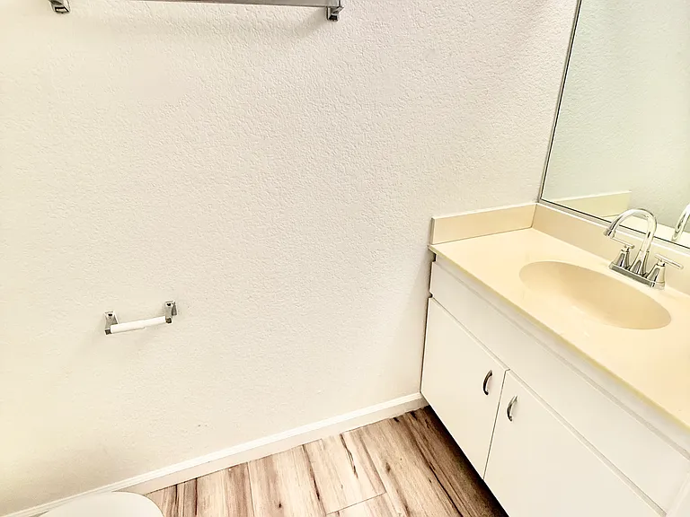 11258 Morrison St #101 — Photo 11