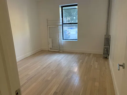 Rented by Premier One Realty LLC | media 4