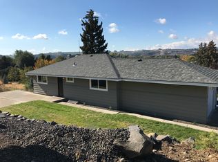 2 Blossom Way, Yakima, WA