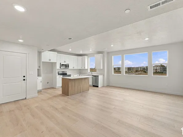 8503 S Iris Lumi Ln W #2E-204, Midvale, UT 84047