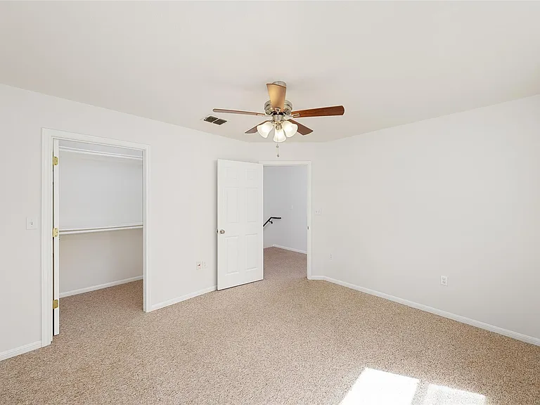 4505 Red River St #B — Photo 18