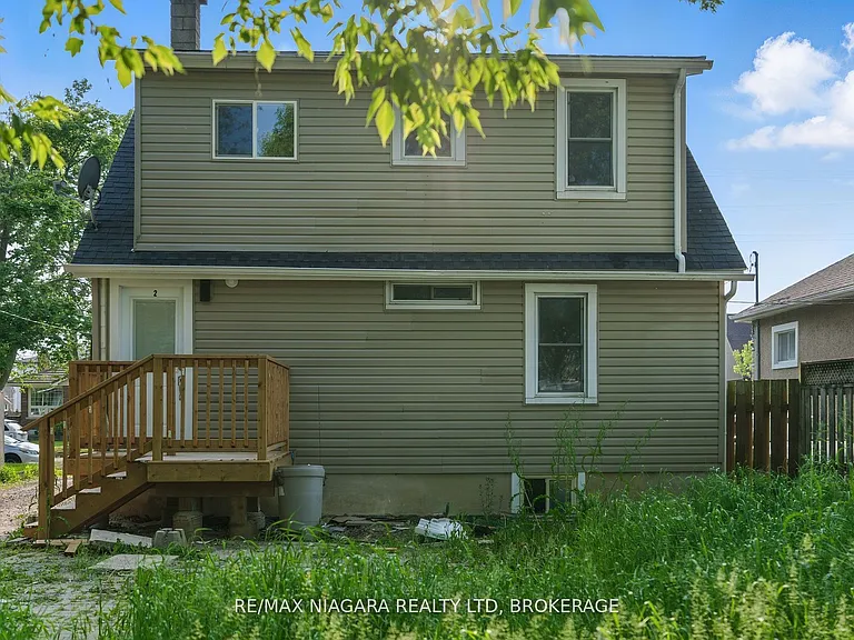 290 Scholfield Ave S #1 — Photo 3
