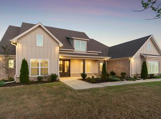 614 Glenwood Springs Dr, Little Rock, AR 72210