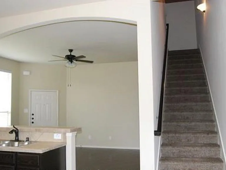 351 Orbit Dr — Photo 1