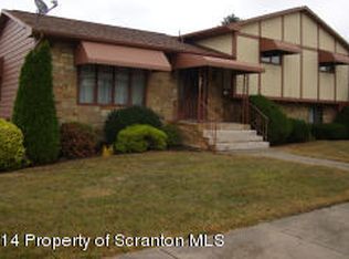 701 Shirley Ln, Dunmore, PA 18512