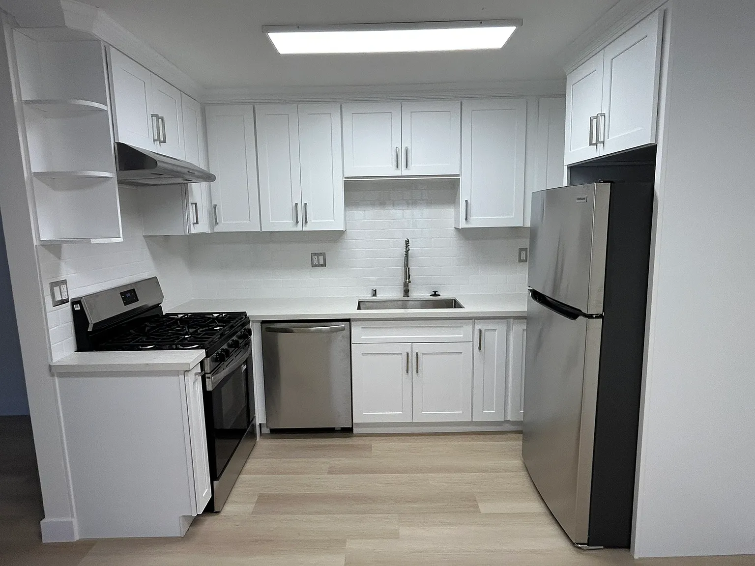 2 bed, 500 sqft, $2,650 — Photo 1