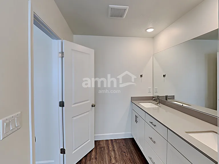 6026 W South Jordan Pkwy — Photo 10
