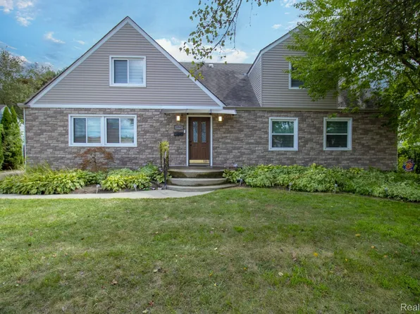 28945 Pardo St, Garden City, MI 48135