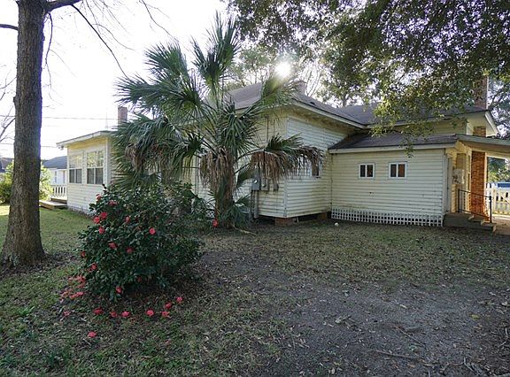 5th image of 756 Pauline Ave