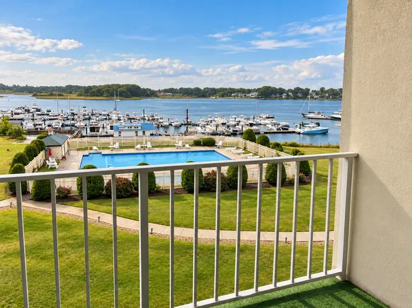 200 Cove Way Unit 403, Quincy, MA 02169