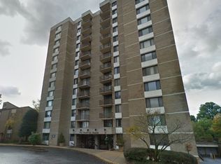 4 Monroe St APT 911, Rockville, MD 20850