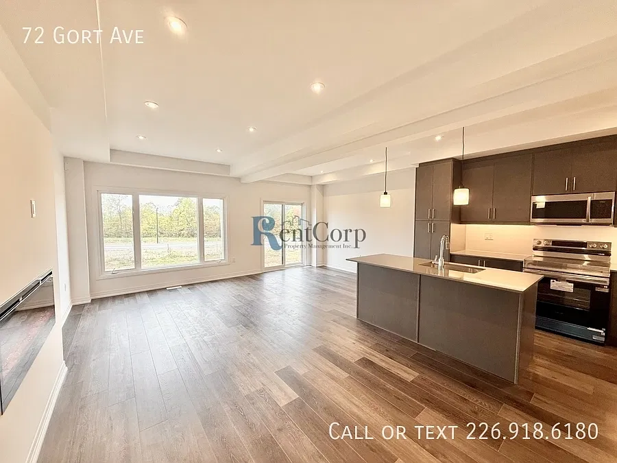 3 bed, 2.5 bath, 1736 sqft, $2,800 — Photo 3