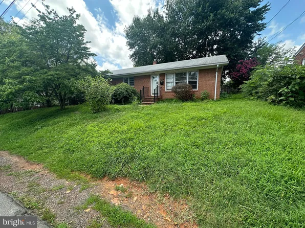 880 Hilltop Dr, Culpeper, VA 22701