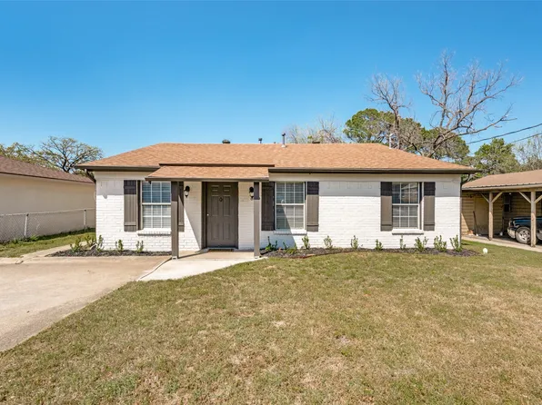 629 Park Ln, Denton, TX 76205