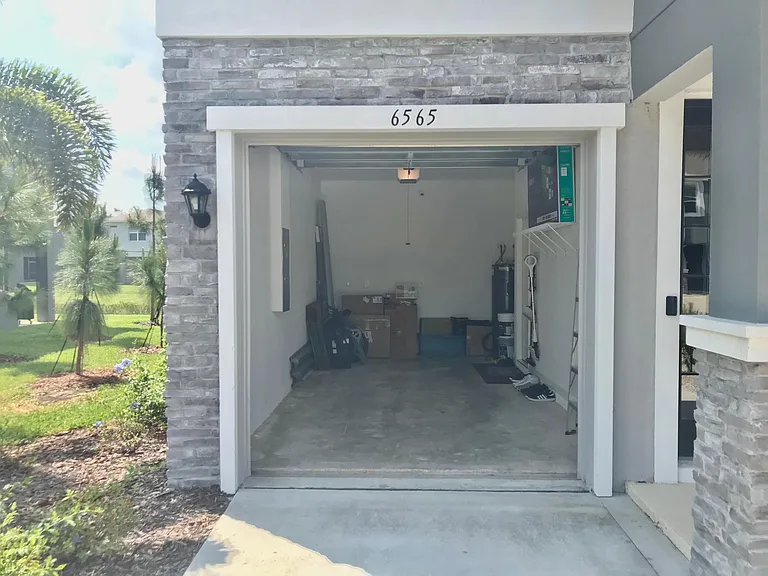 6565 Serenity Fall Ln — Photo 5