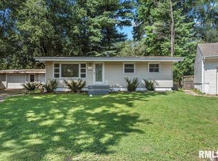 1706 E Pickett St, Springfield, IL 62703