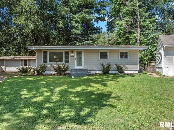 1706 E Pickett St, Springfield, IL 62703