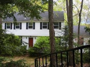 9 Danforth Rd, Merrimack, NH 03054