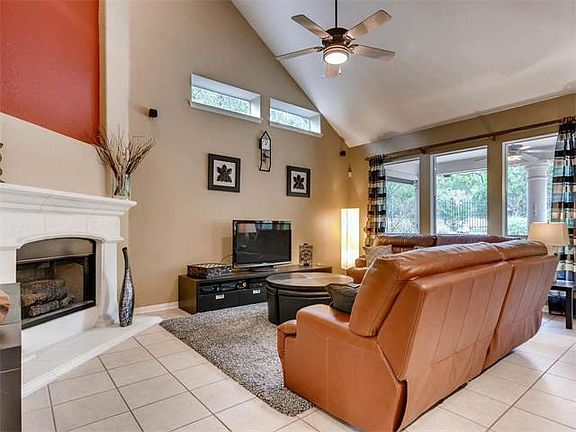 4th image of 12216 Rayo De Luna Ln