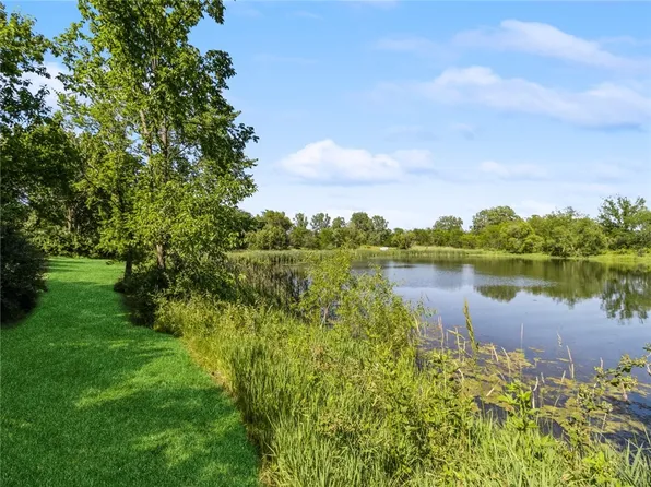 8146 Pierce St, Indianola, IA 50125