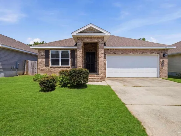 5673 Guinevere Ln, Milton, FL 32583