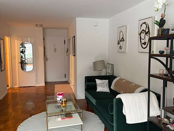 2nd image of 392 Central Park W APT 1U