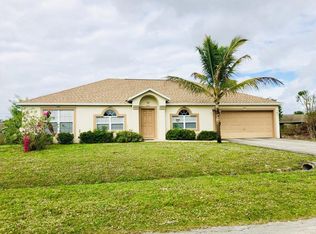 362 NW Camrose St, Port Saint Lucie, FL 34983