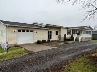 461 Long St, Petersburg, PA 16669