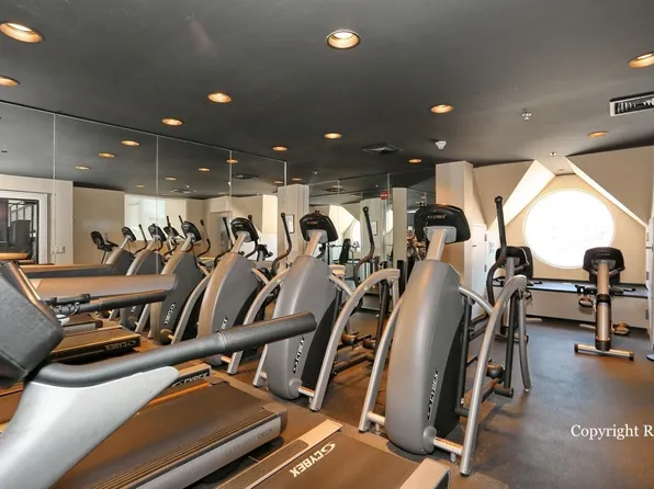 600 Harbor Boulevard image 17 of 21