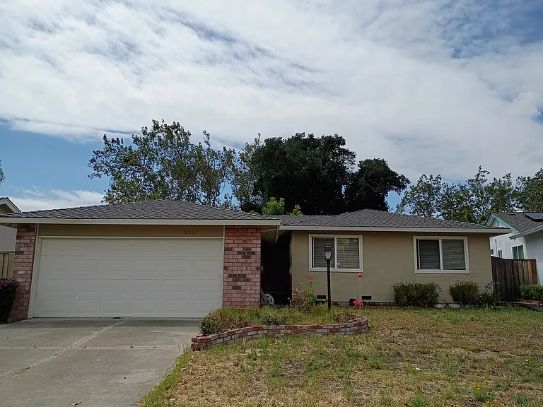2001 Majestic Way — Photo 13