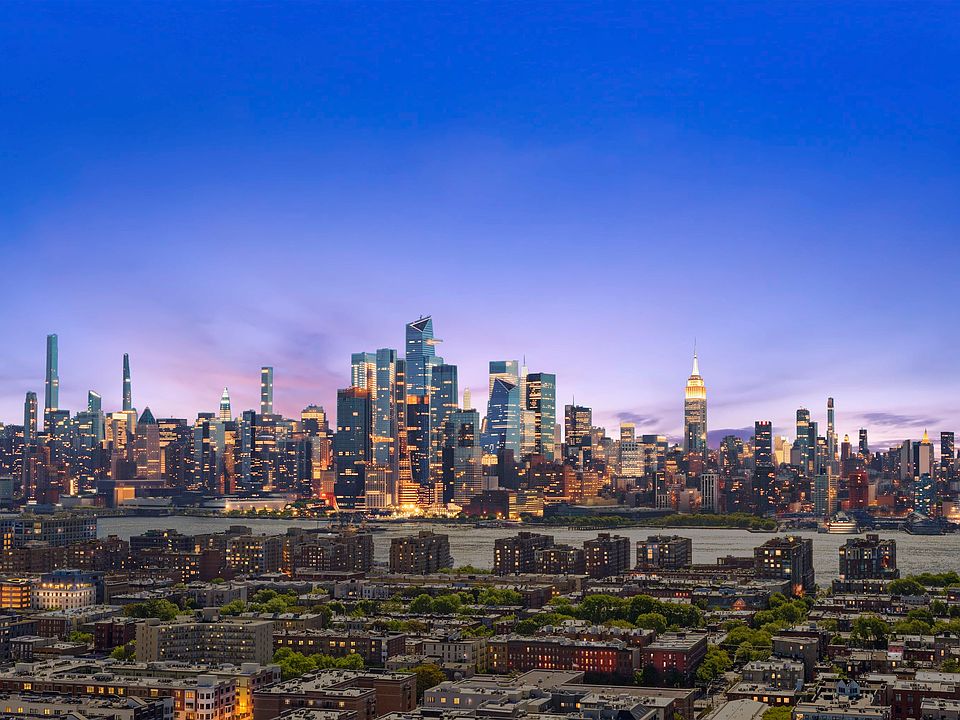 1st image of 100 Manhattan Ave APT 2312