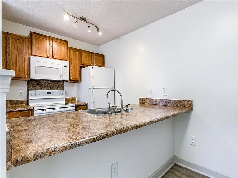 Spacious Countertops