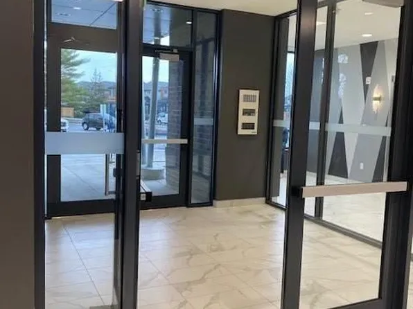 26 Lowes Rd W #503, Guelph, ON N1G 0H4