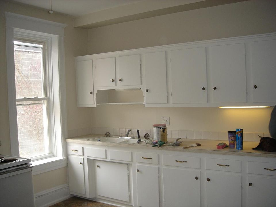 2nd image of 6 E Main St APT 103
