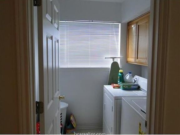 3rd image of 3315 Forestwood Dr #B