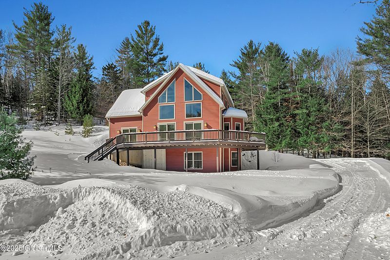 2nd image of 12 Powder Run
