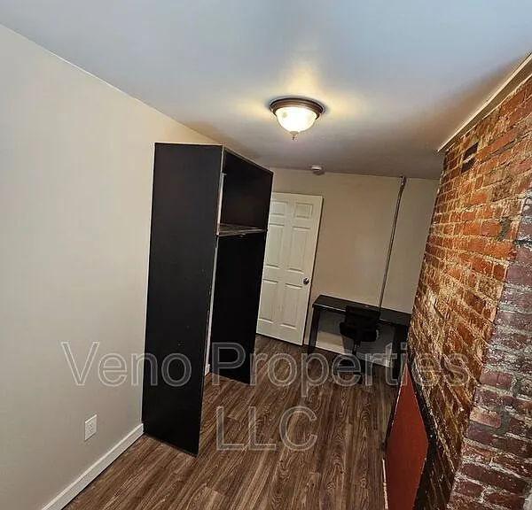 5 Marshall St #2 — Photo 7