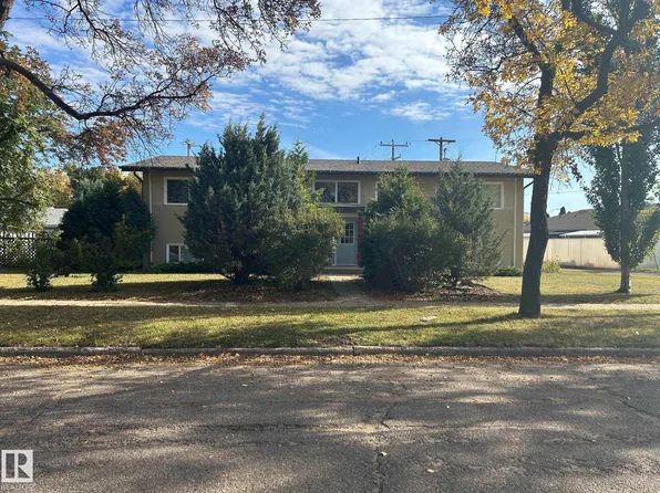 5019 51st St, Redwater, AB T0A 2W0